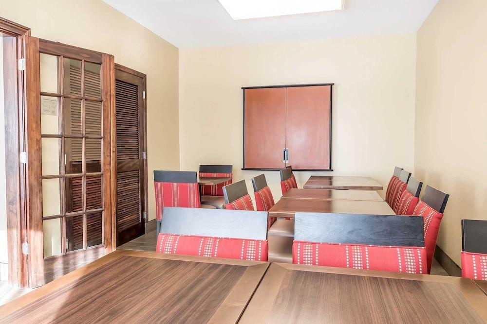 Comfort Suites Mason Near Kings Island Экстерьер фото
